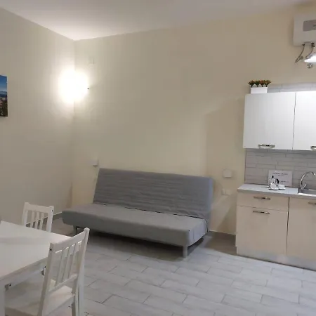 A Due Passi Da Dante Deluxe Villa Napels Buitenkant foto